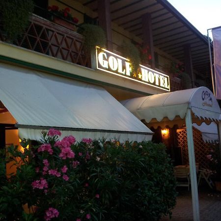 Golf Hotel 포르데데이마르미 외부 사진
